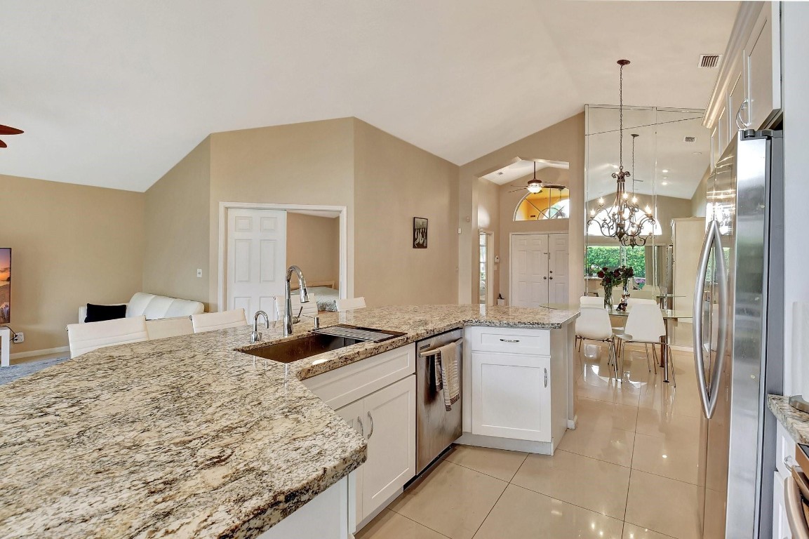 7521 Ironbridge Cir