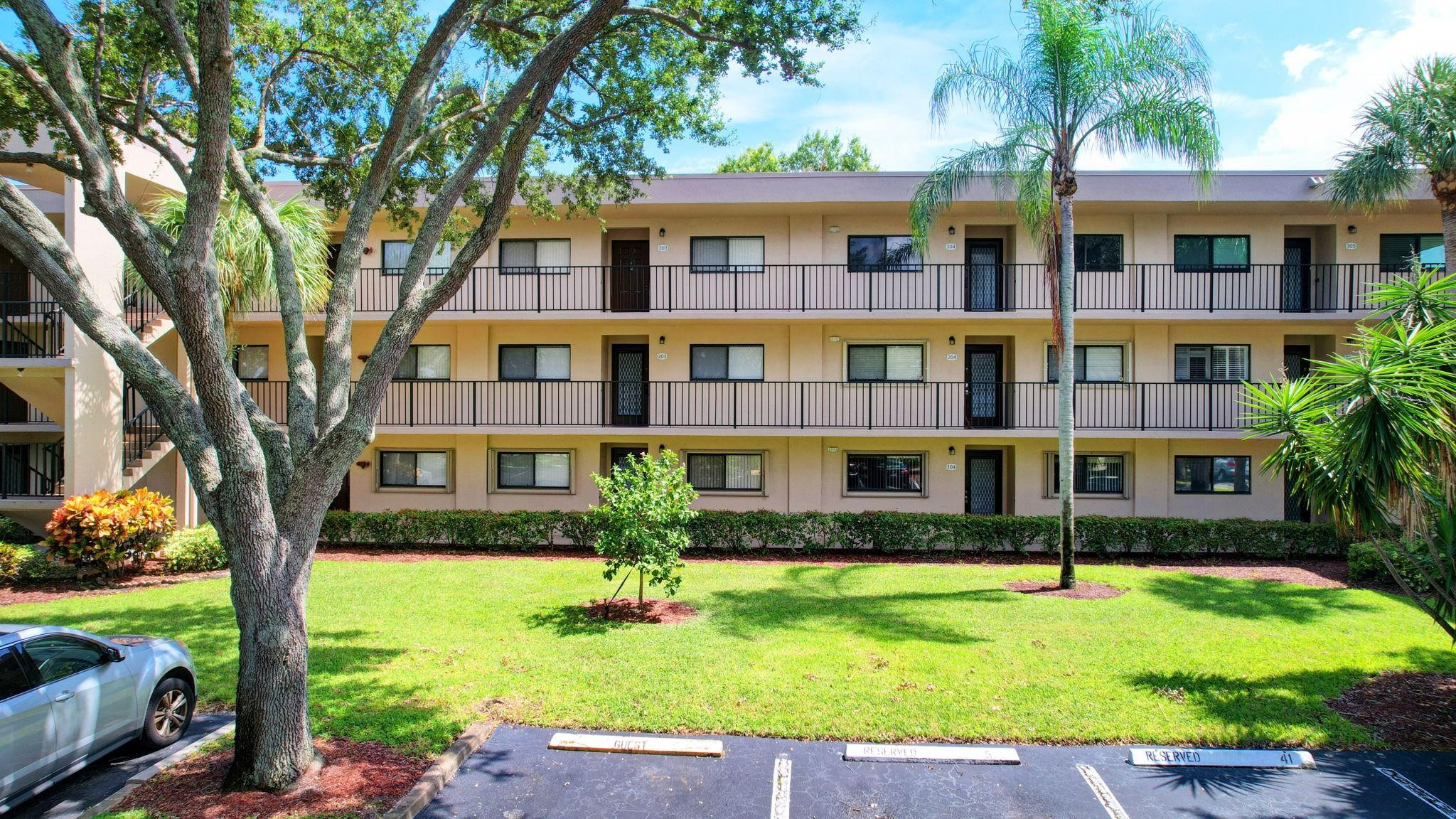 15324 Lakes Of Delray Blvd 304