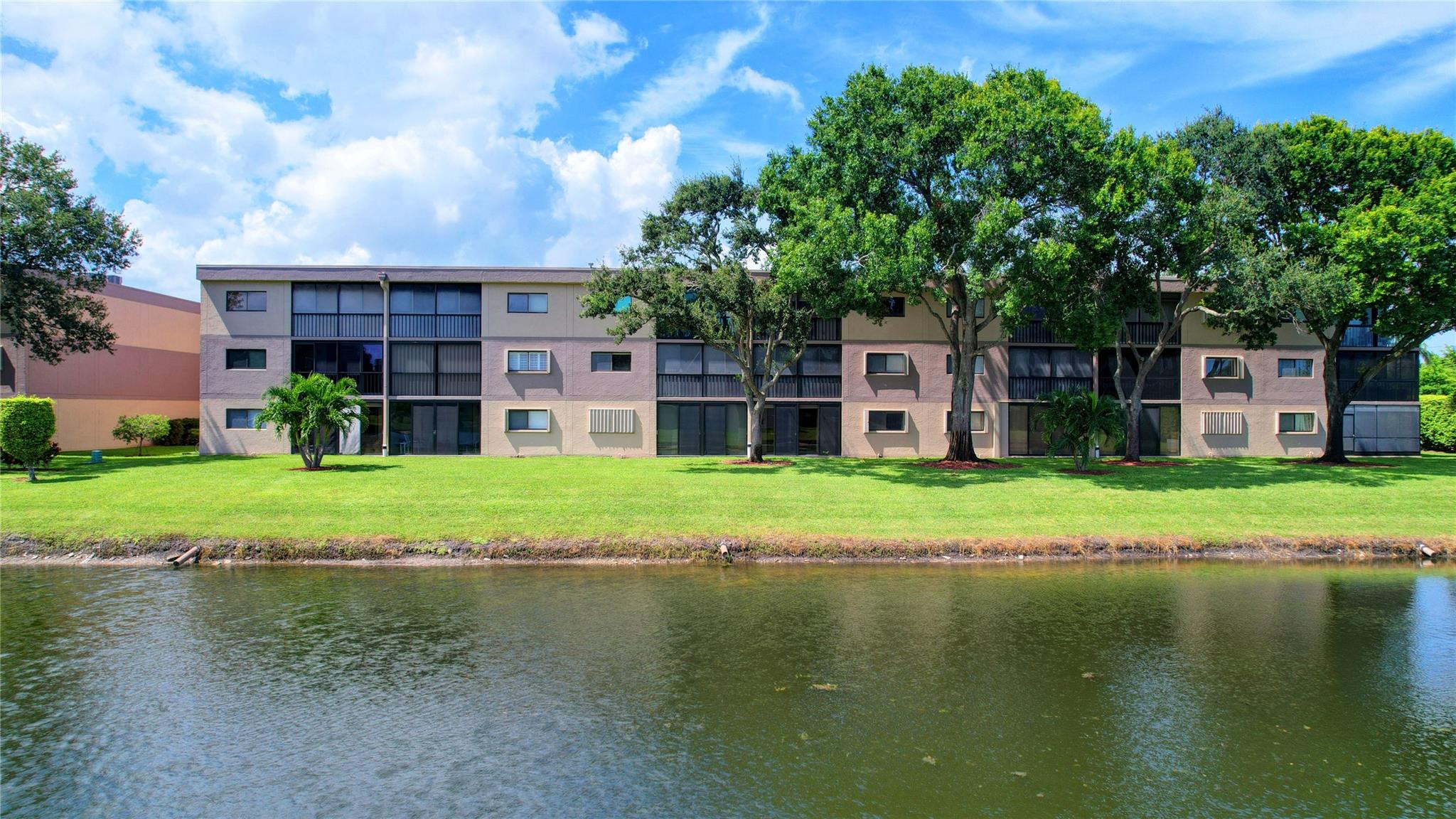 15324 Lakes Of Delray Blvd 304