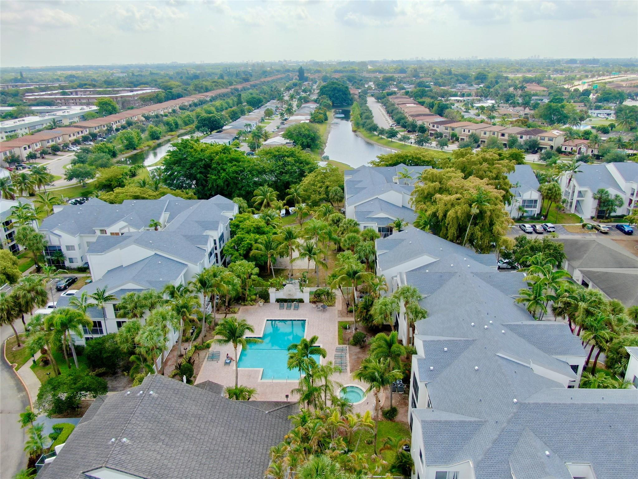 5672 Rock Island Road 270, Tamarac Unit: 270