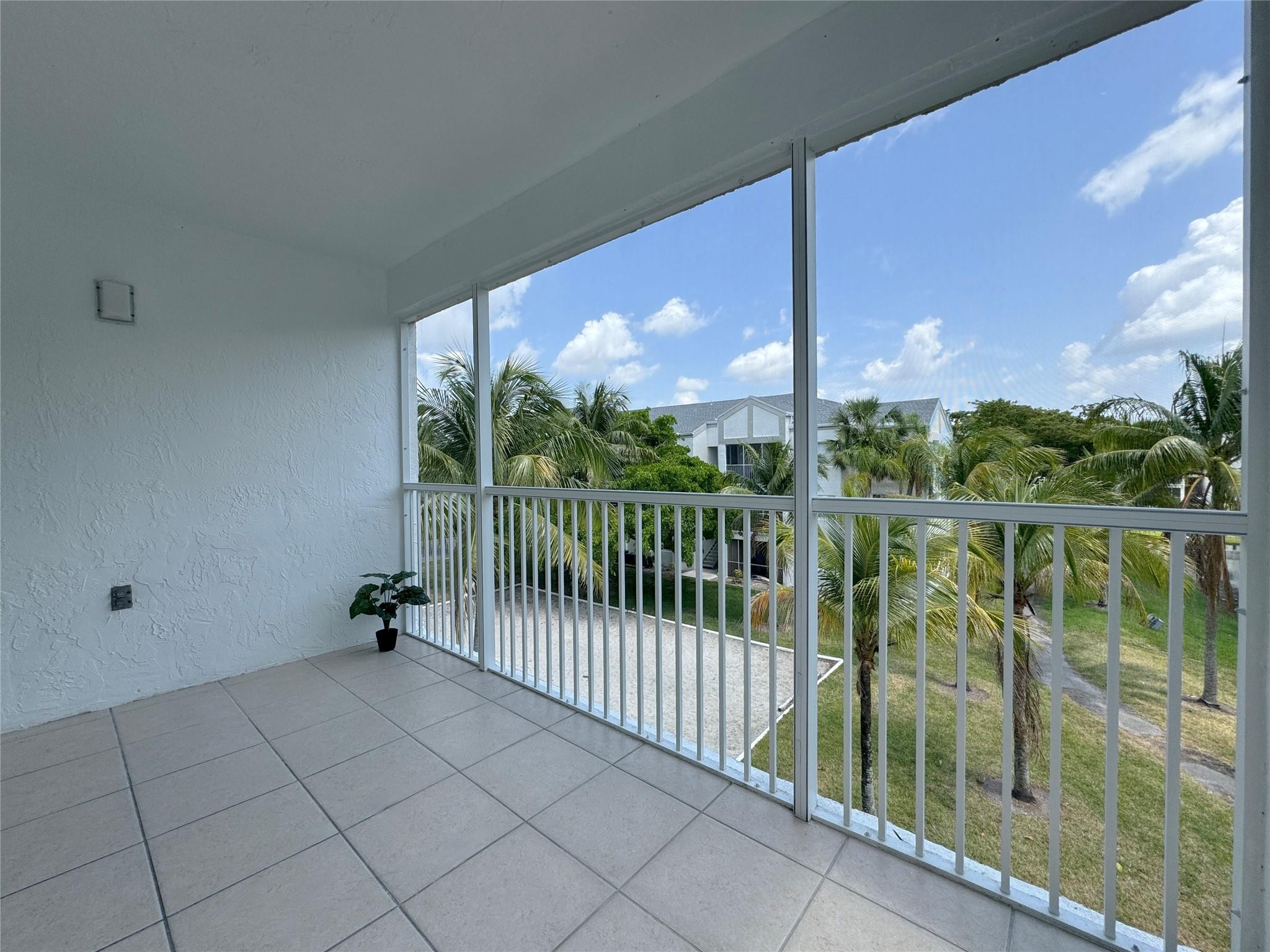 5672 Rock Island Road 270, Tamarac Unit: 270