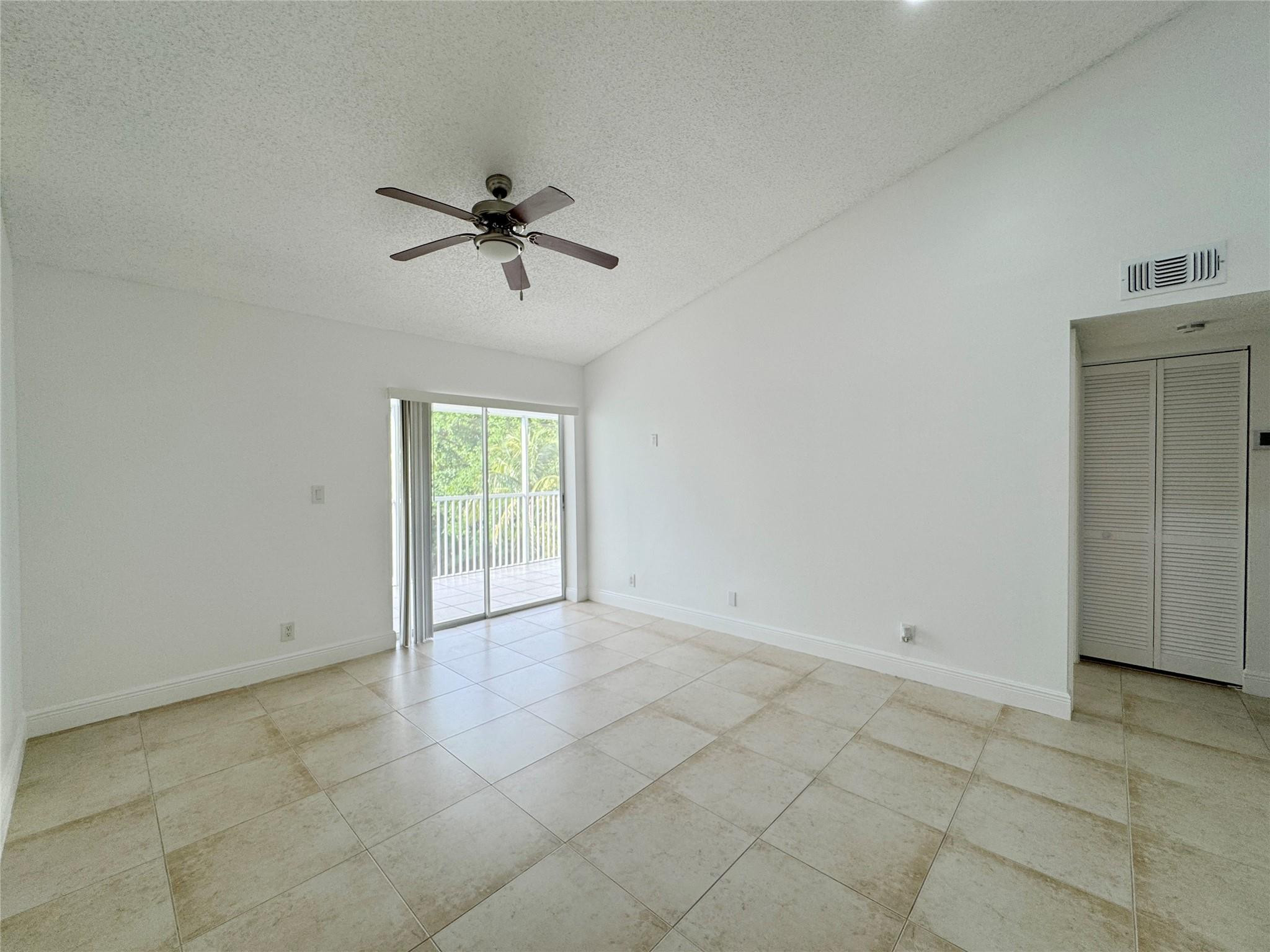 5672 Rock Island Road 270, Tamarac Unit: 270