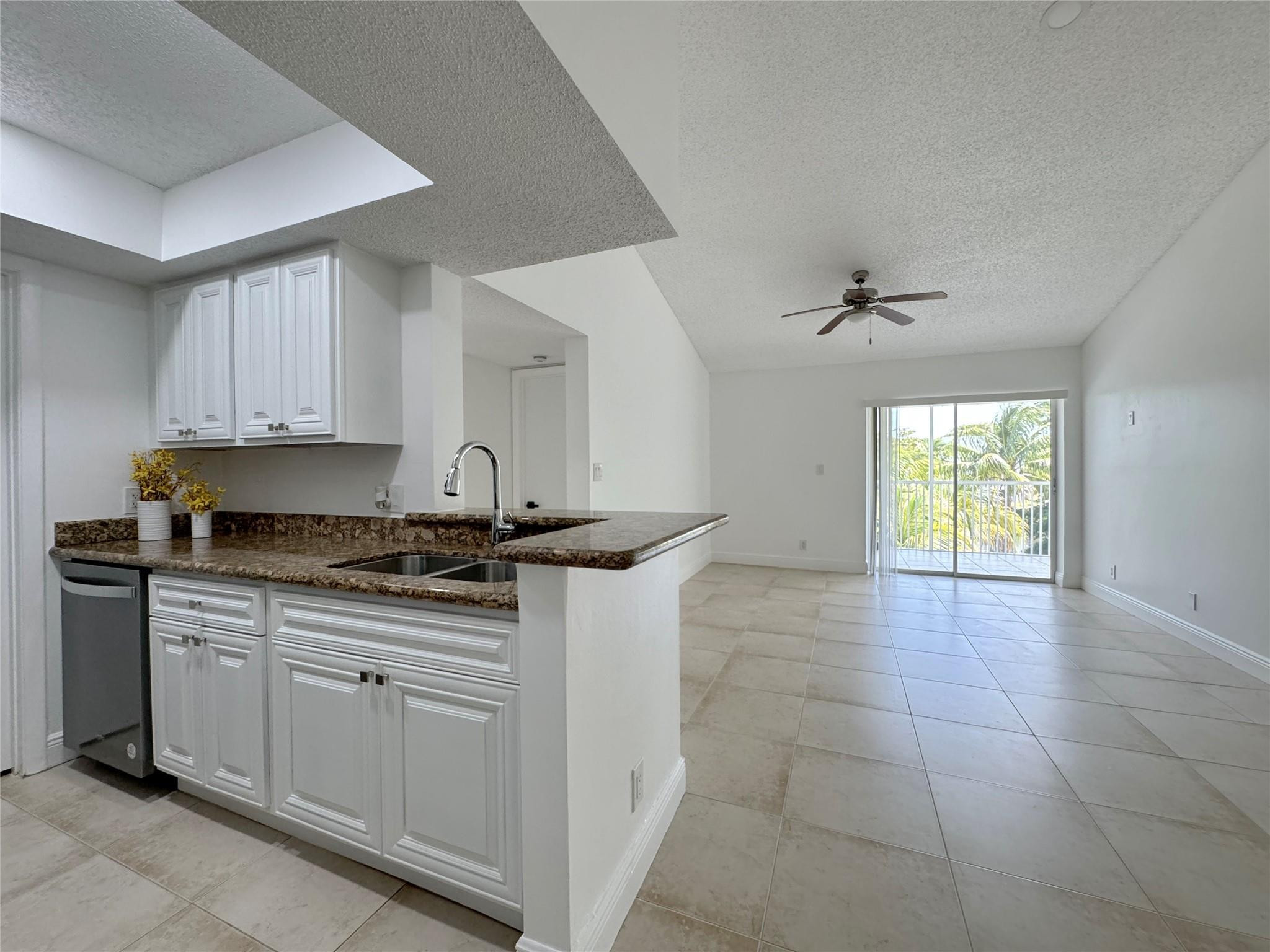 5672 Rock Island Road 270, Tamarac Unit: 270