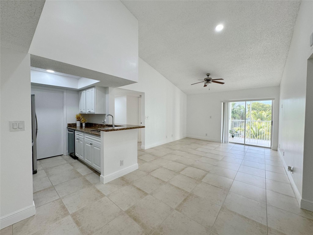 5672 Rock Island Road 270, Tamarac Unit: 270