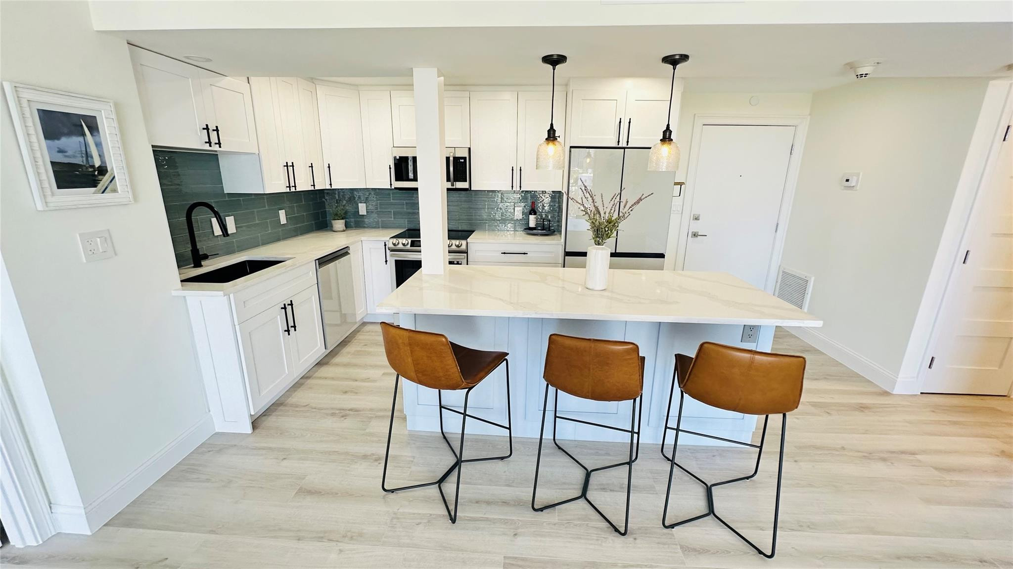 1 Las Olas Circle 815