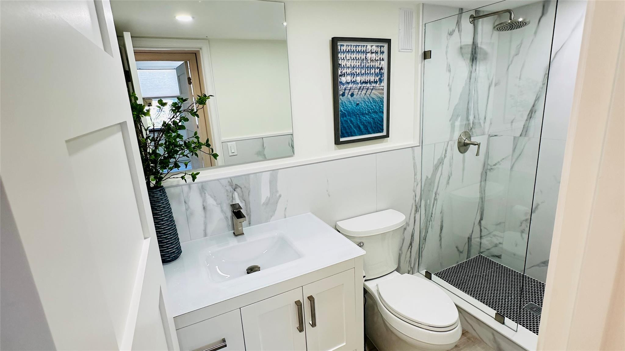 1 Las Olas Circle 815