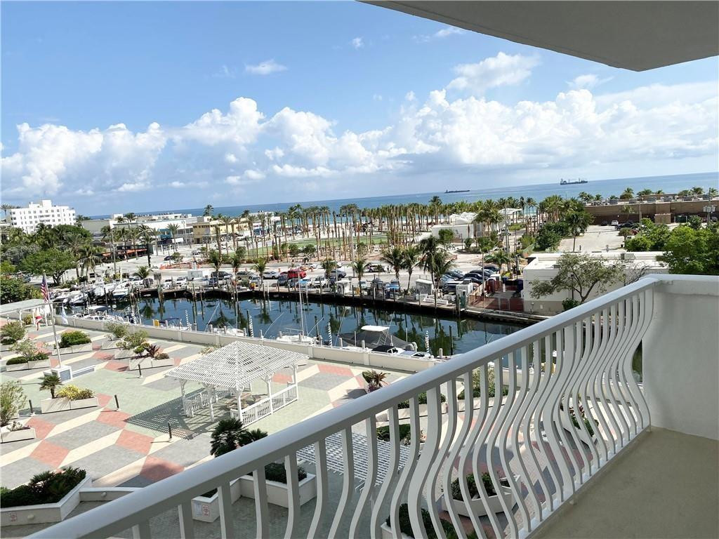 1 Las Olas Circle 815