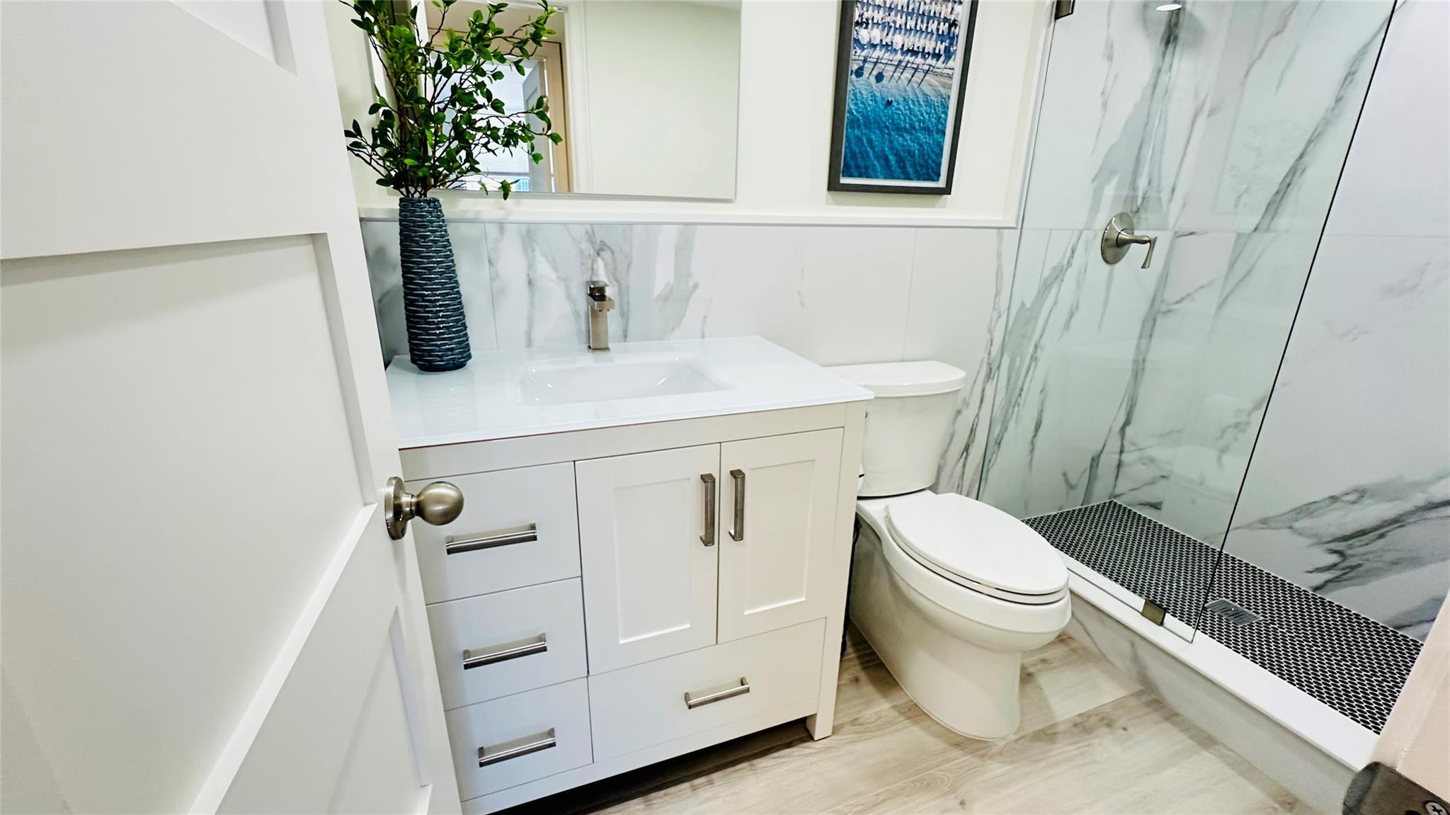 1 Las Olas Circle 815