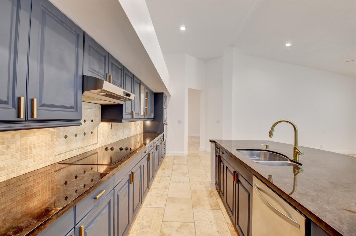 2700 NW 49th Street, Boca Raton