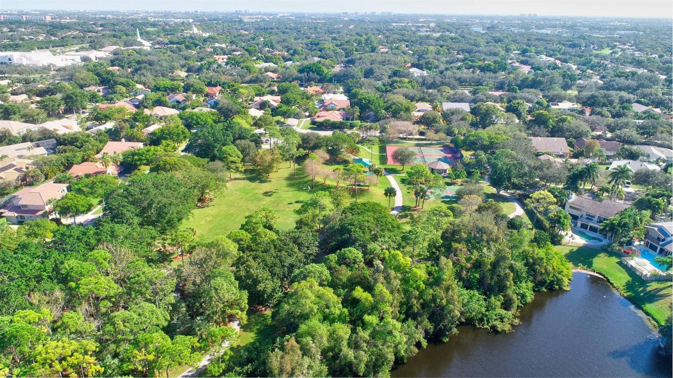 2700 NW 49th Street, Boca Raton