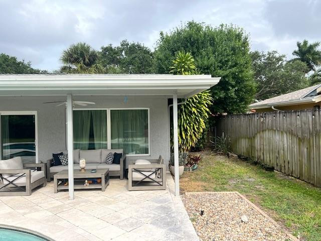 3049 NW 27th Ave