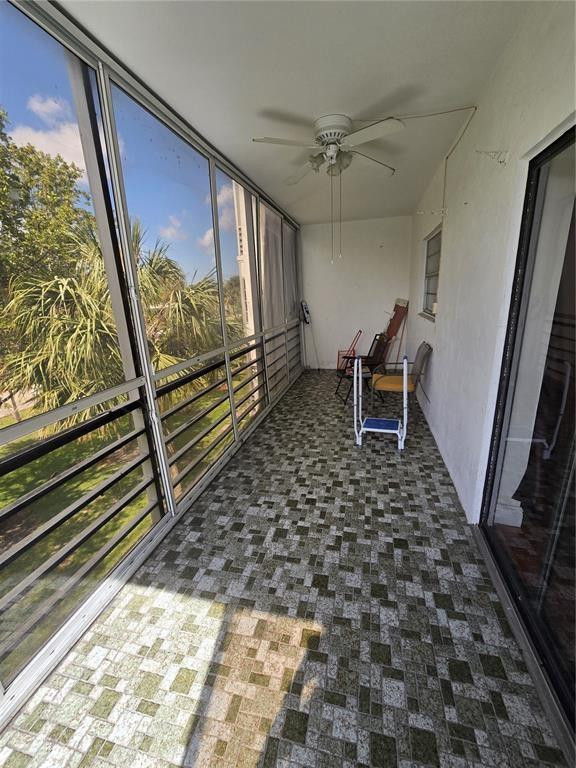4090 NW 42nd Avenue 305, Lauderdale Lakes Unit: 305