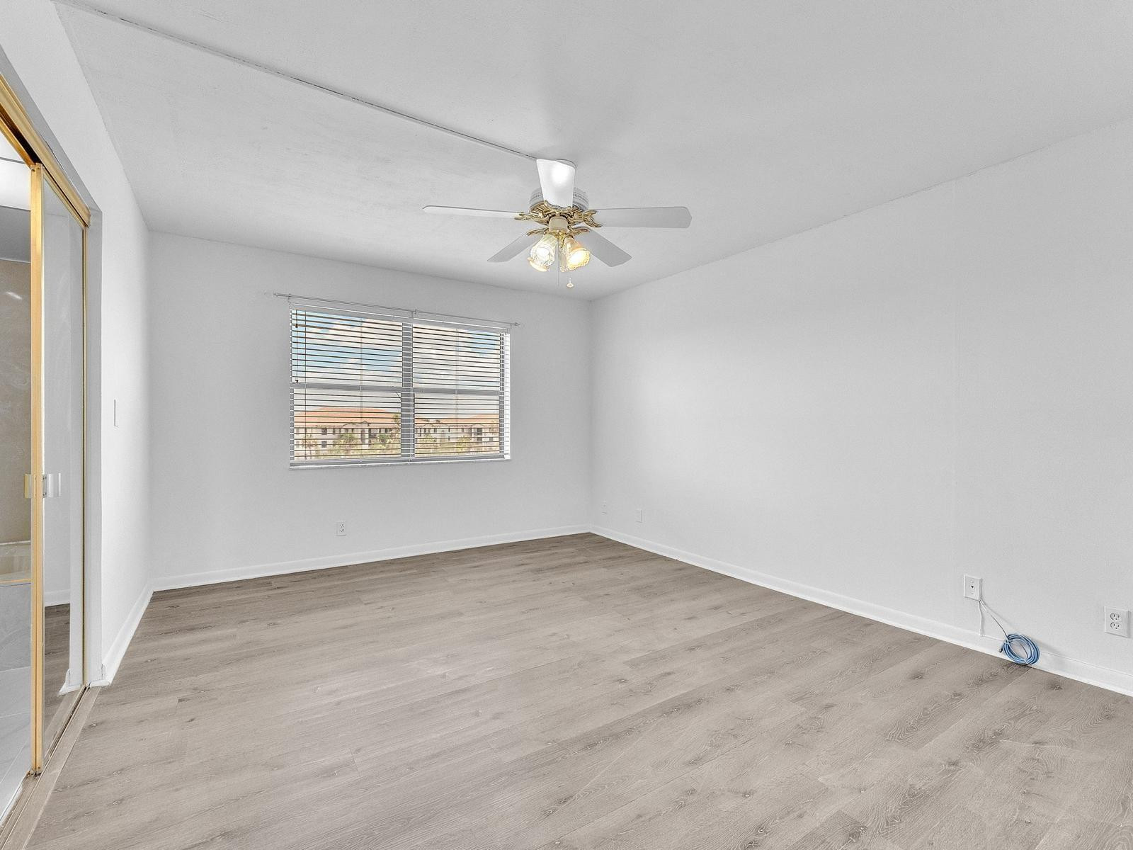 9355 SW 8th St 410
