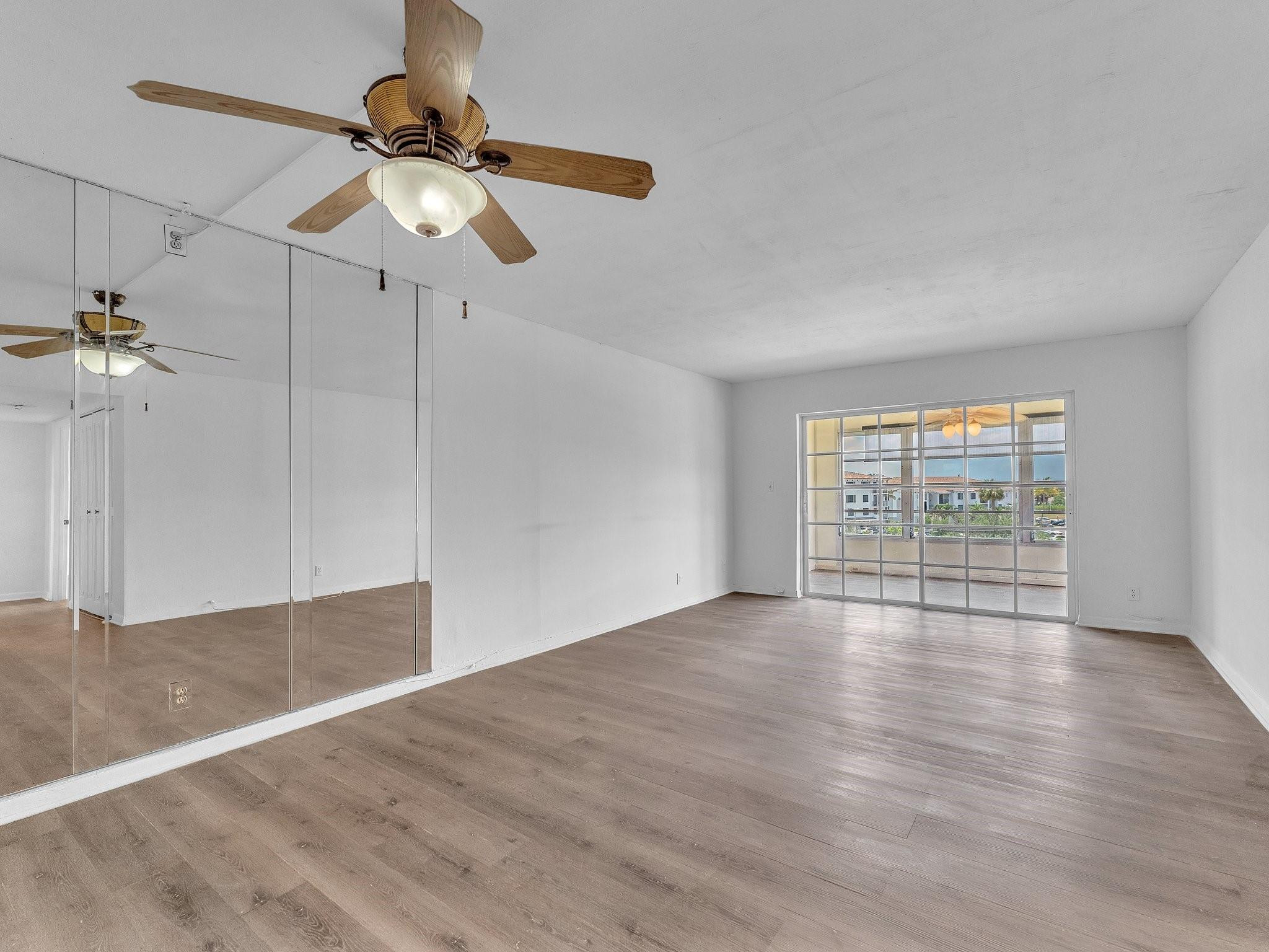 9355 SW 8th St 410
