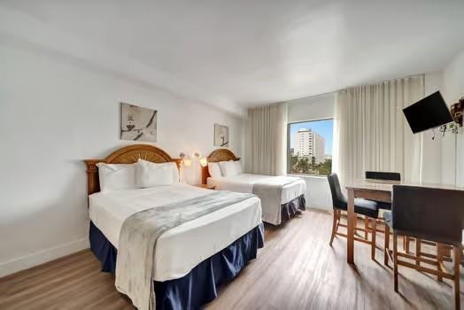 6345 Collins Ave 623