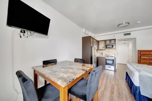 6345 Collins Ave 623