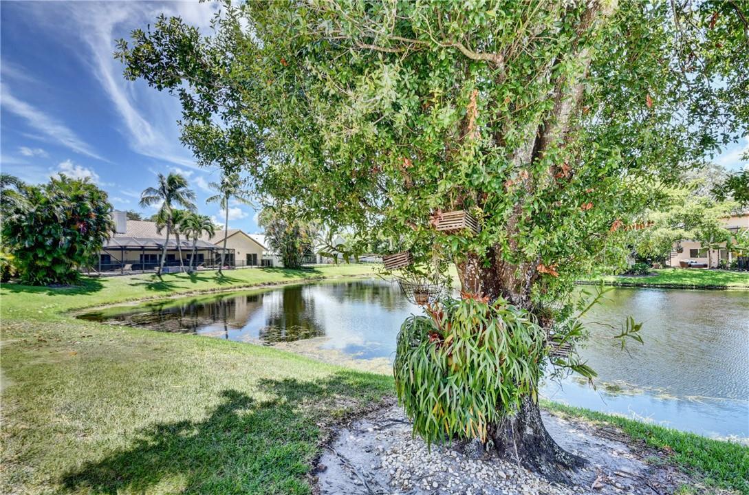 3110 Equestrian Dr