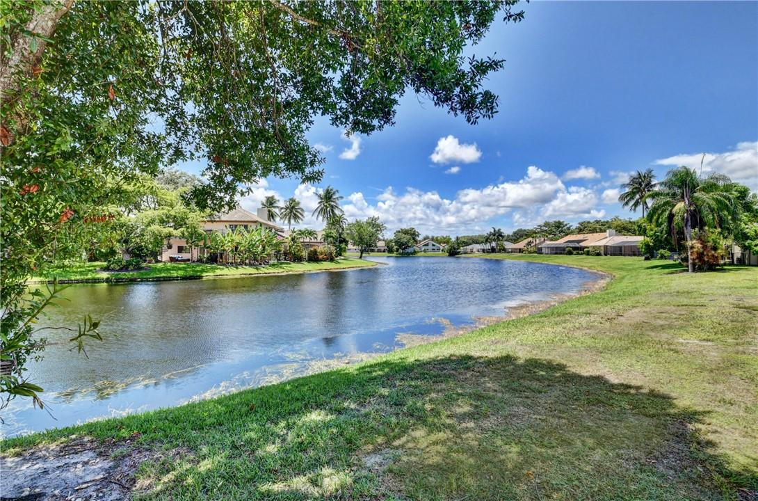 3110 Equestrian Dr
