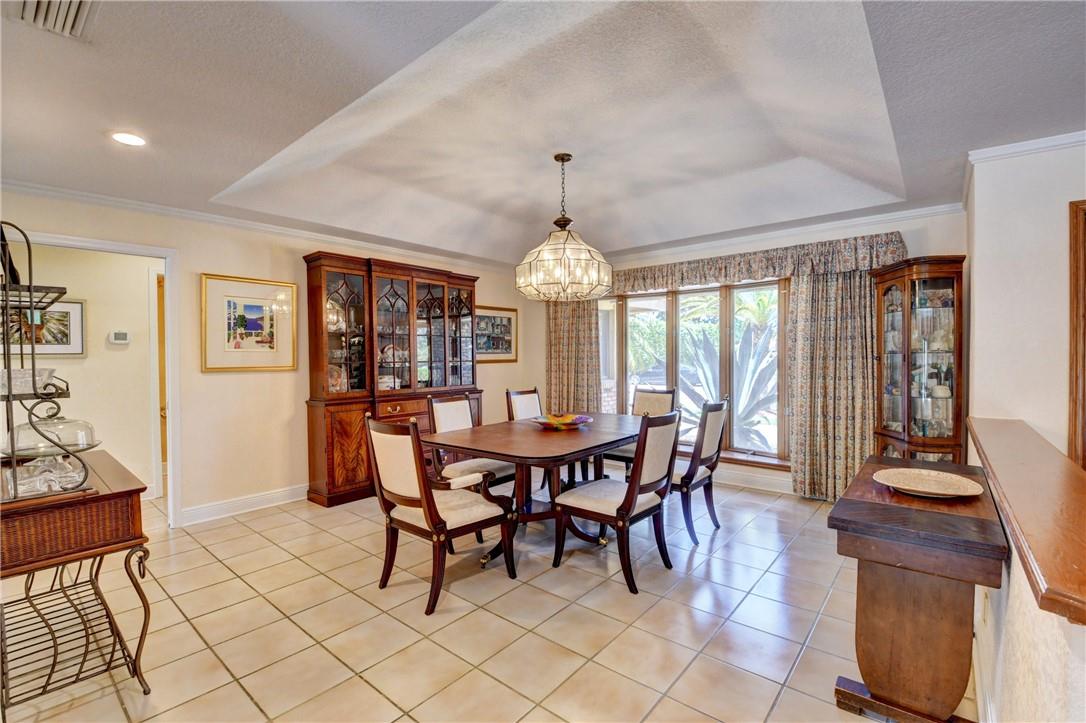 3110 Equestrian Dr
