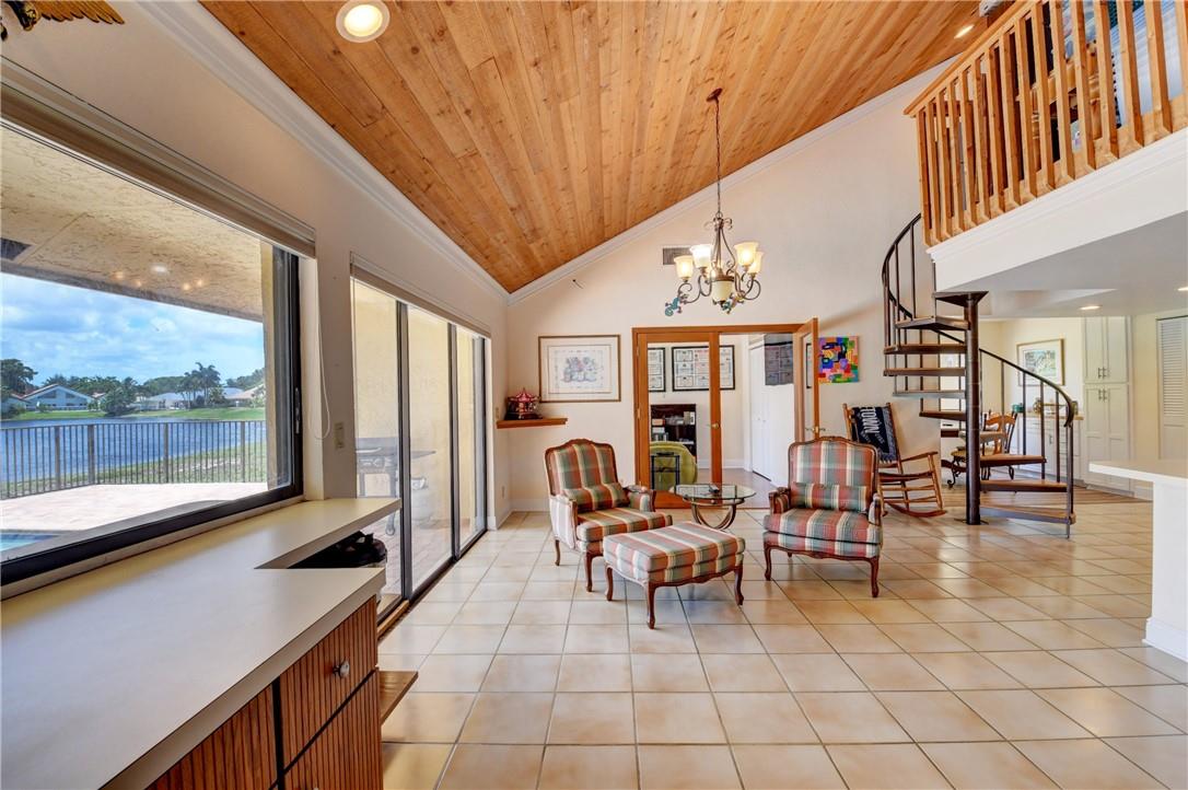 3110 Equestrian Dr