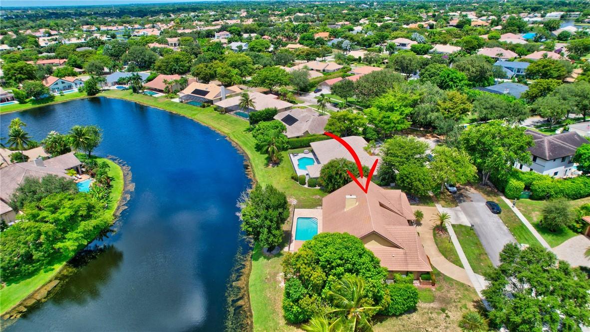 3110 Equestrian Dr
