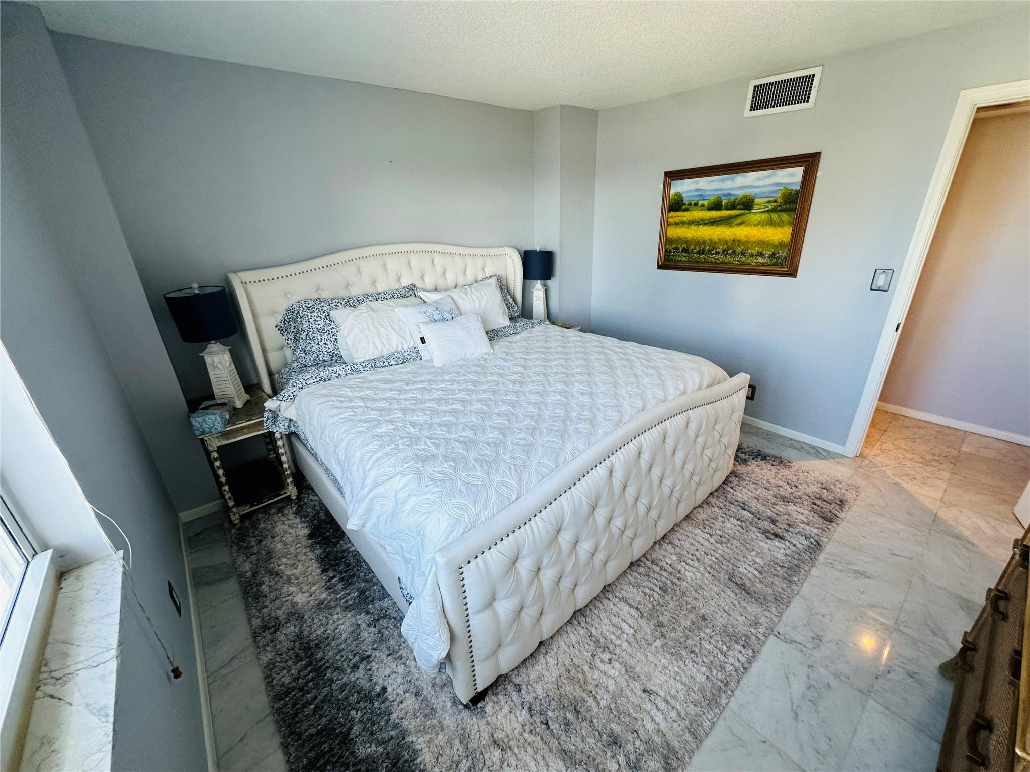 1 Las Olas Circle 1117