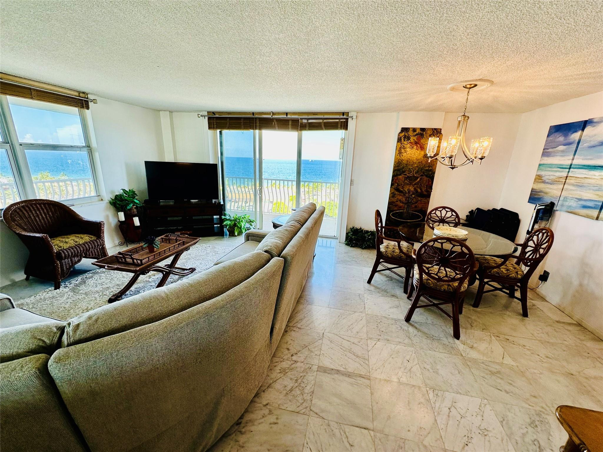 1 Las Olas Circle 1117