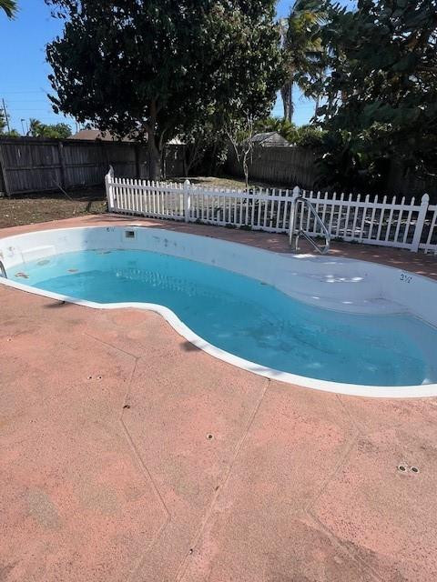 508 NW 10th Ct