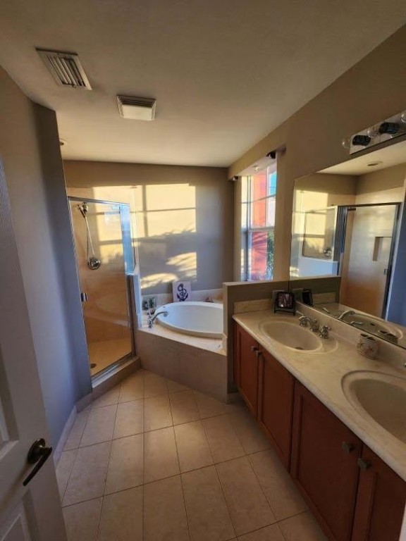 1033 NE 17th Way 1201