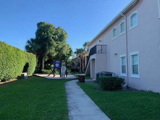 1207 Belmont Pl 1207