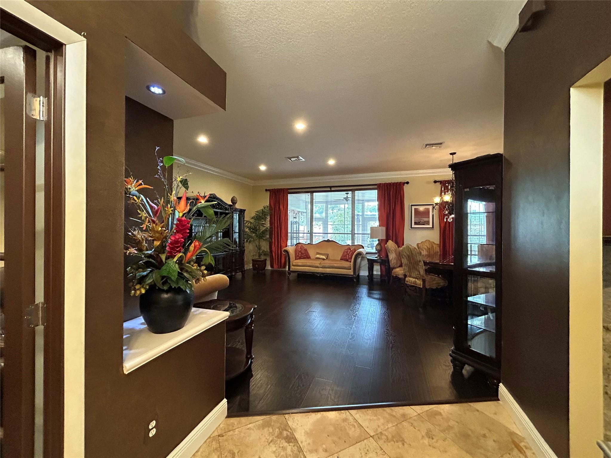 9399 Lake Serena Dr