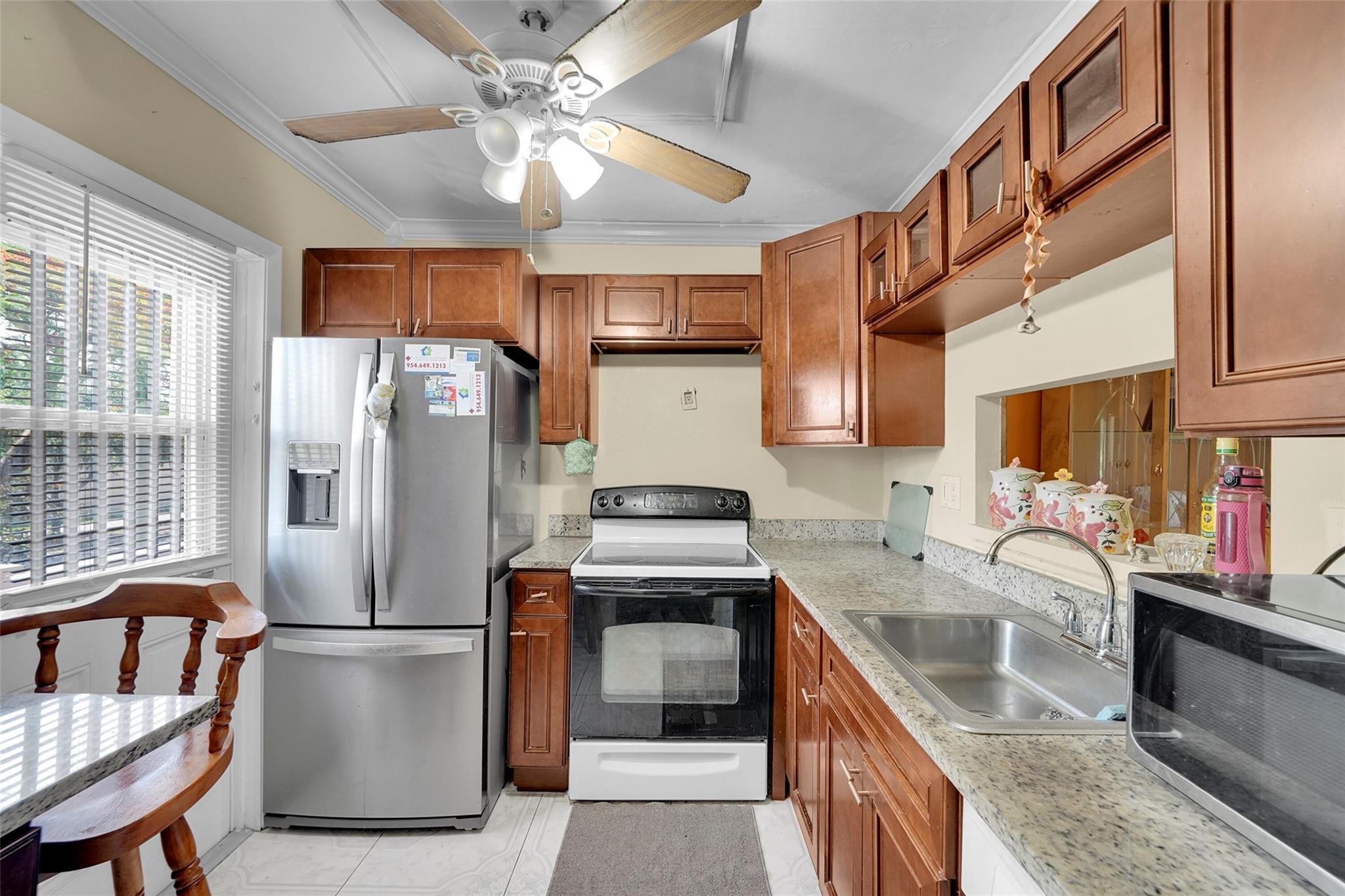 3530 NW 52nd Ave 504