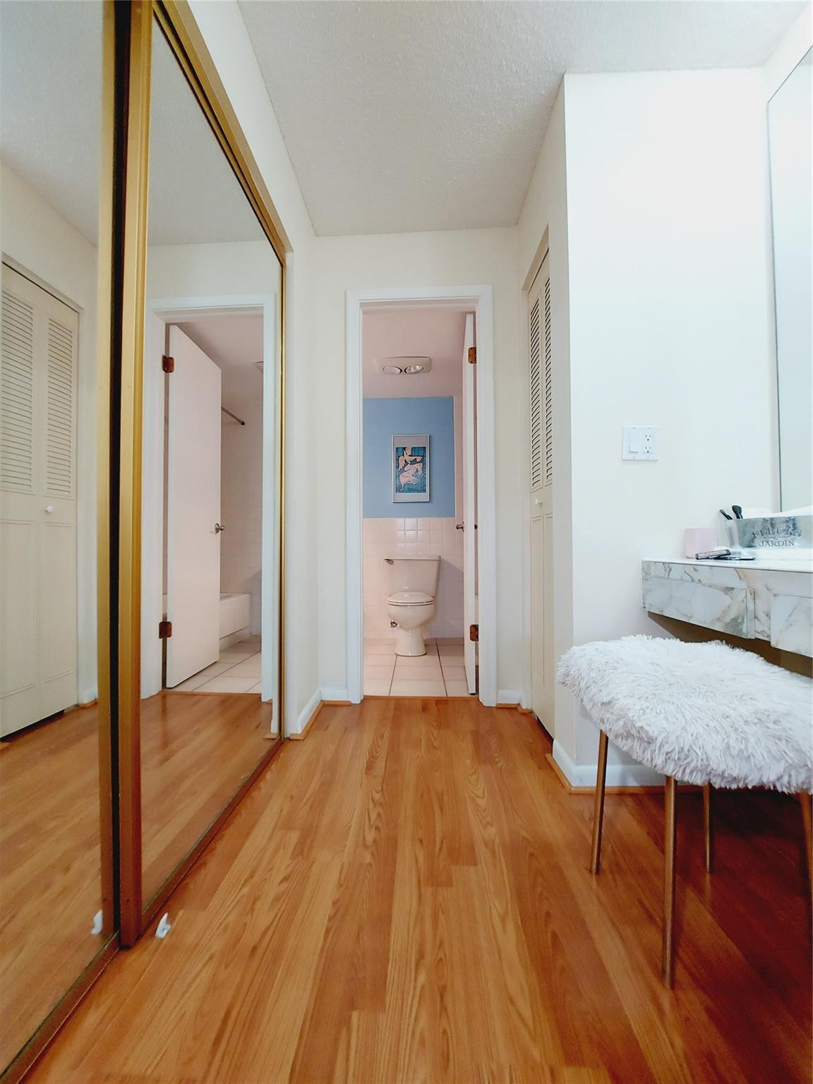 22605 SW 66th Ave 102B