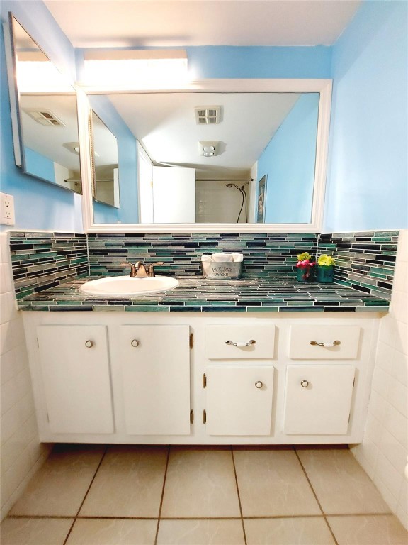 22605 SW 66th Ave 102B