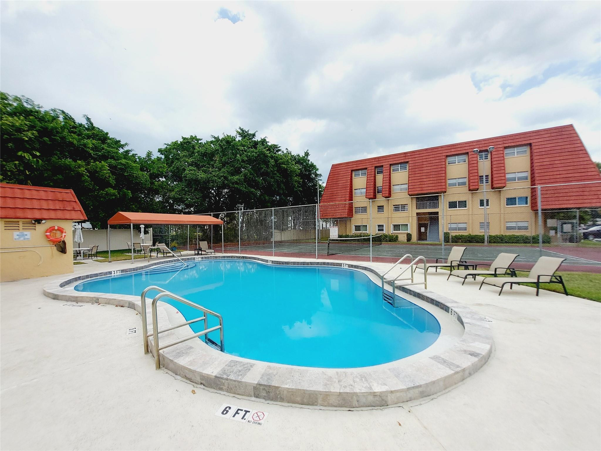 22605 SW 66th Ave 102B