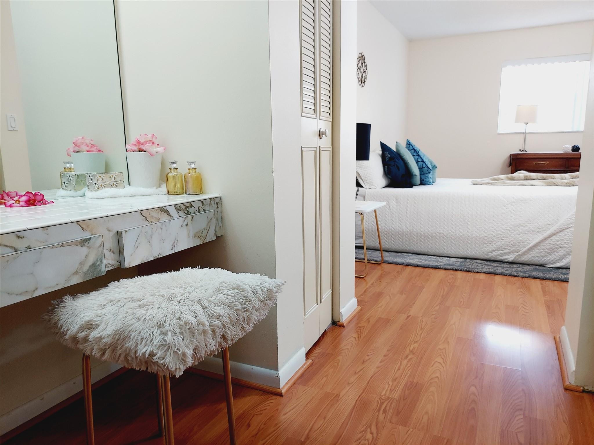 22605 SW 66th Ave 102B