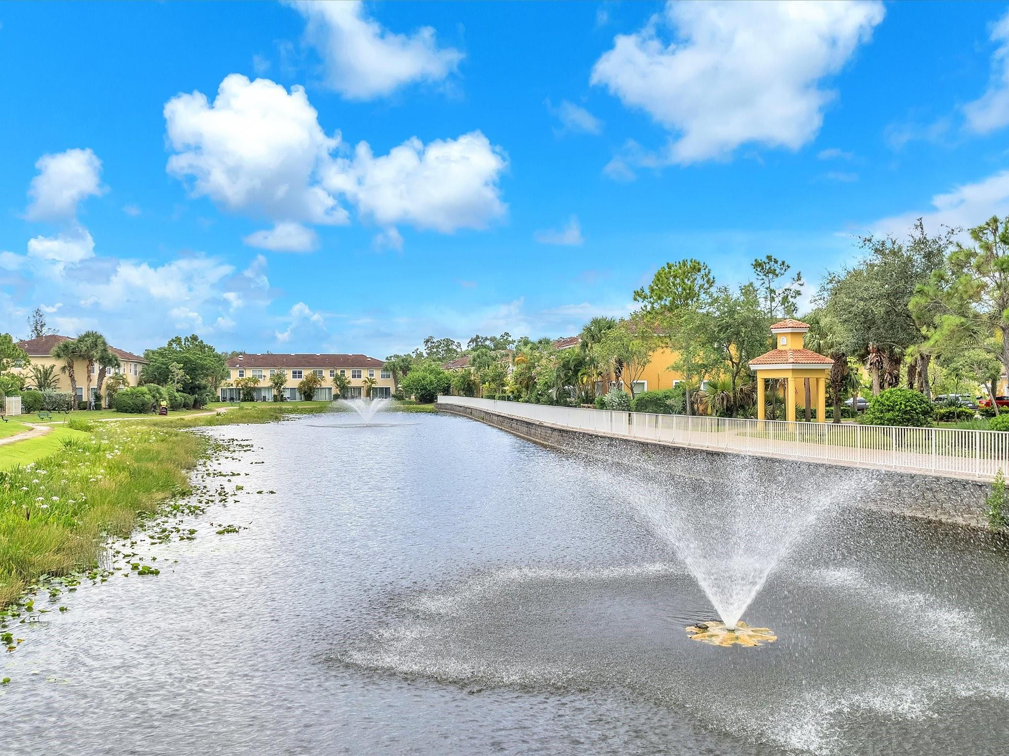 896 Pipers Cay Dr 143