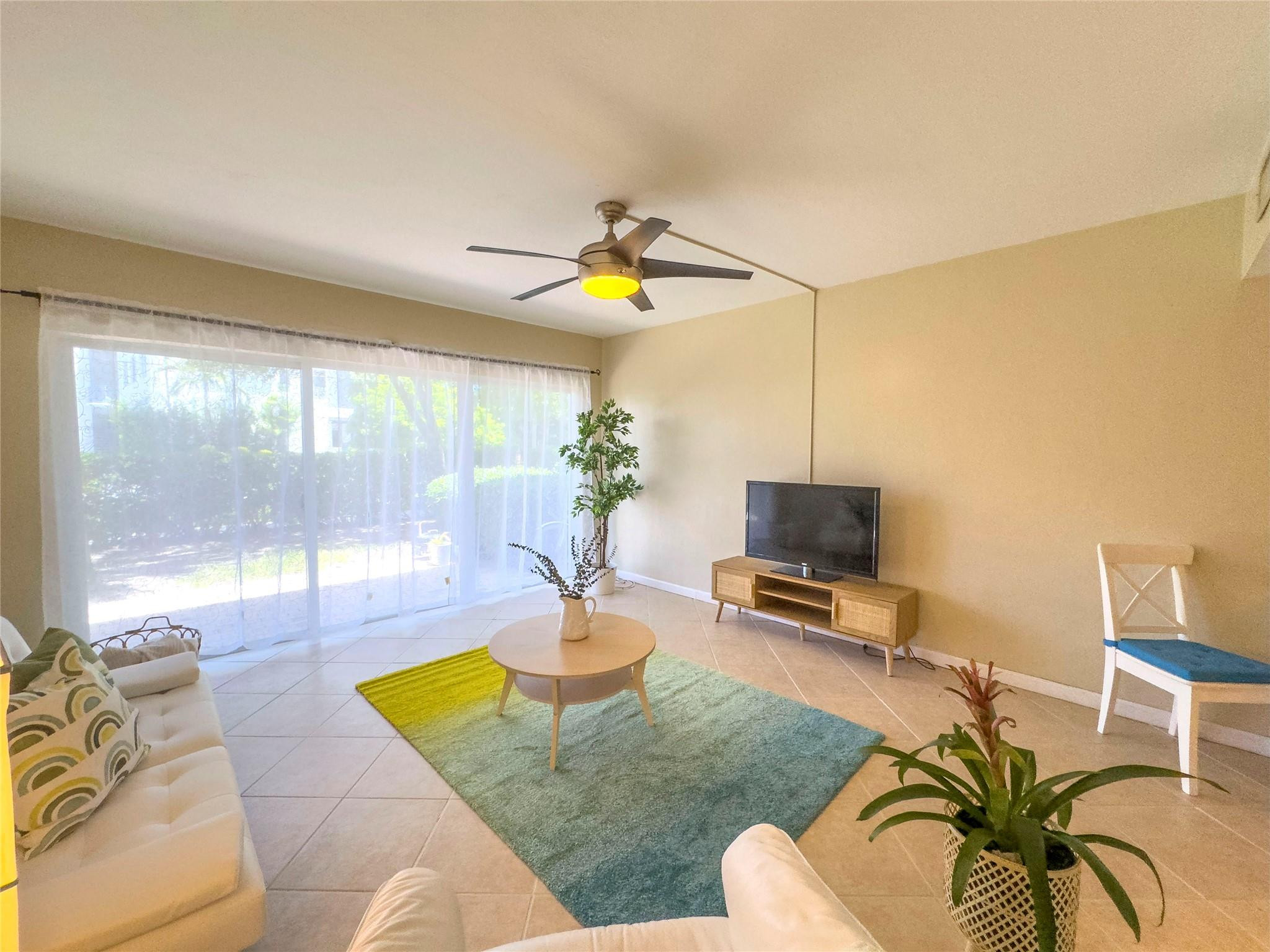 505 NE 20th Ave 114