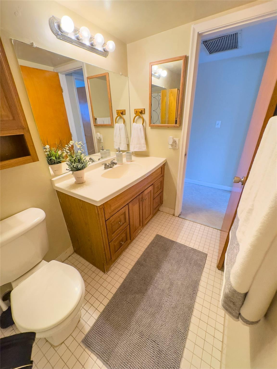 505 NE 20th Ave 114