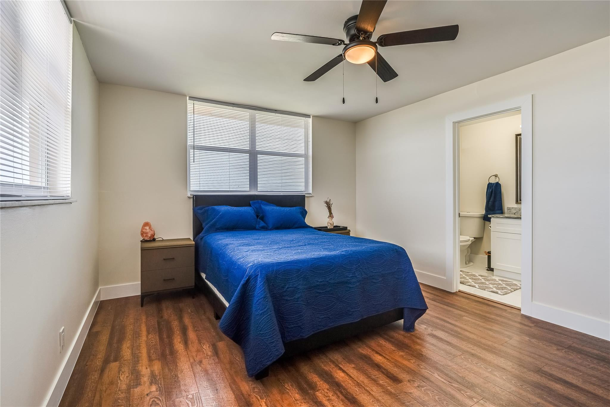 1830 Dixieanna St 602