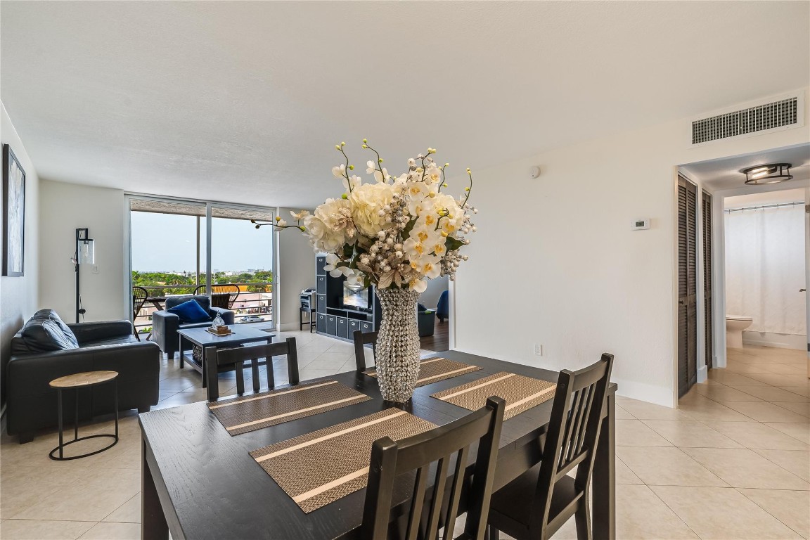 1830 Dixieanna St 602