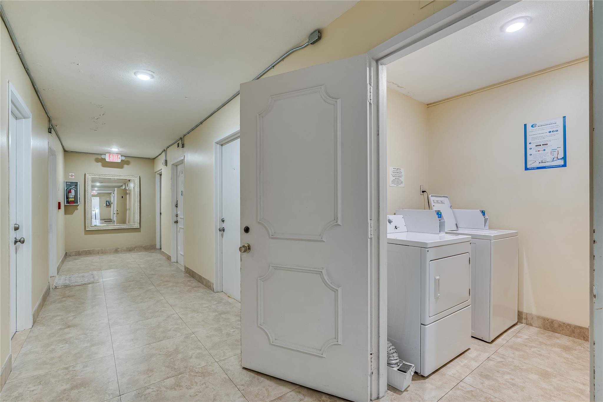 1830 Dixieanna St 602