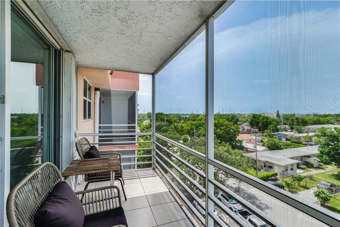 1830 Dixieanna St 602