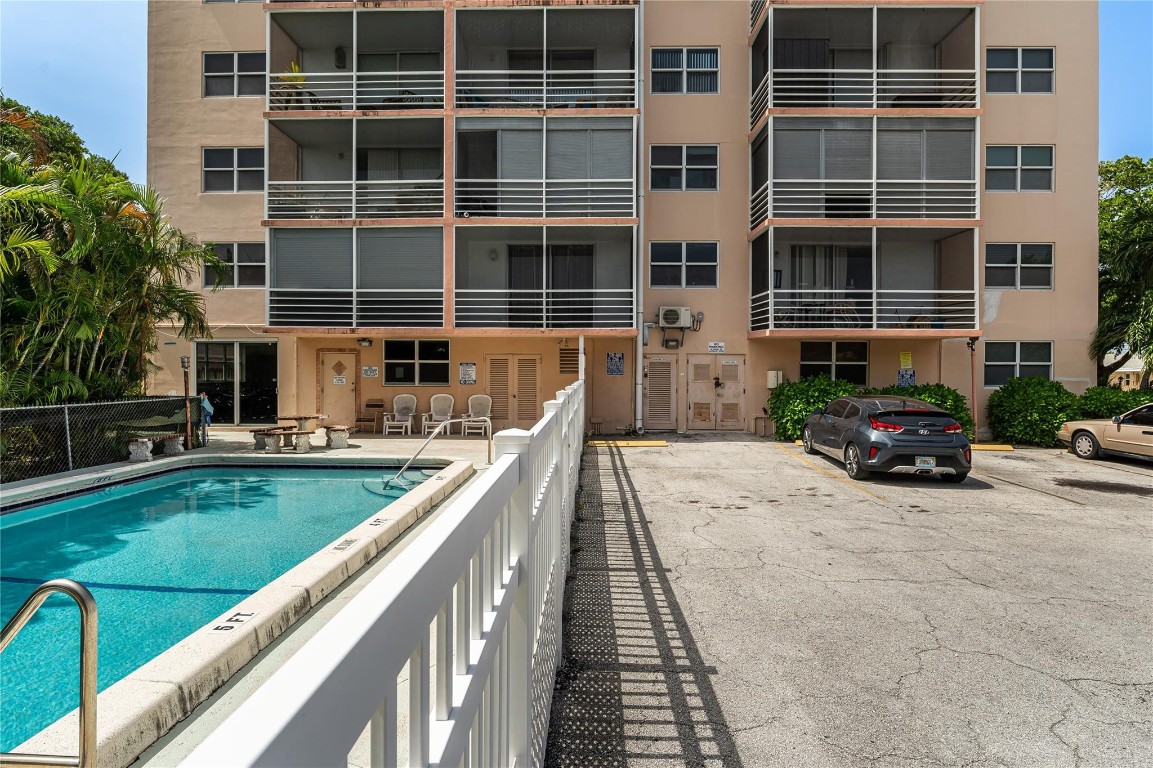 1830 Dixieanna St 602