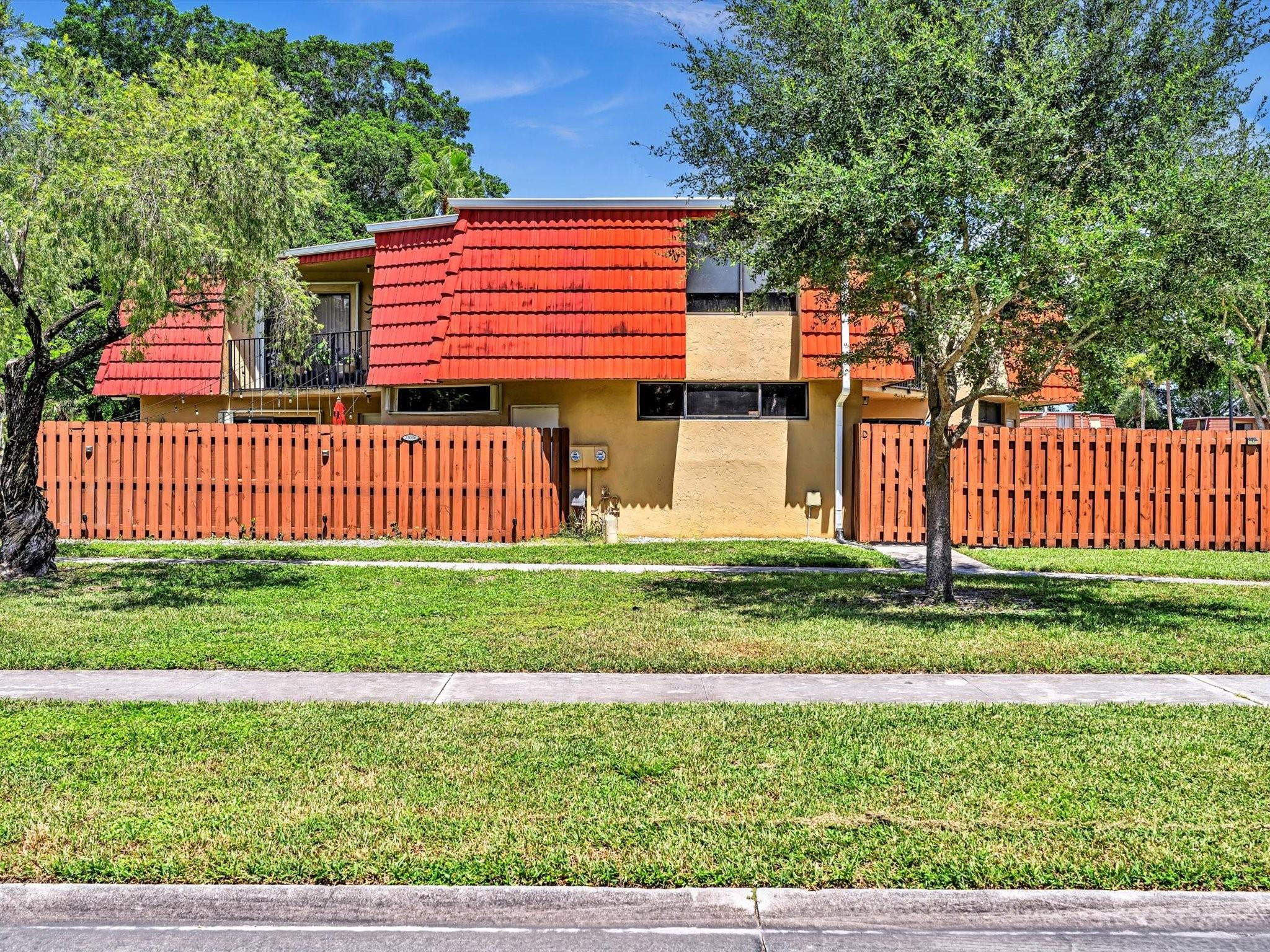 23006 Oxford Pl D