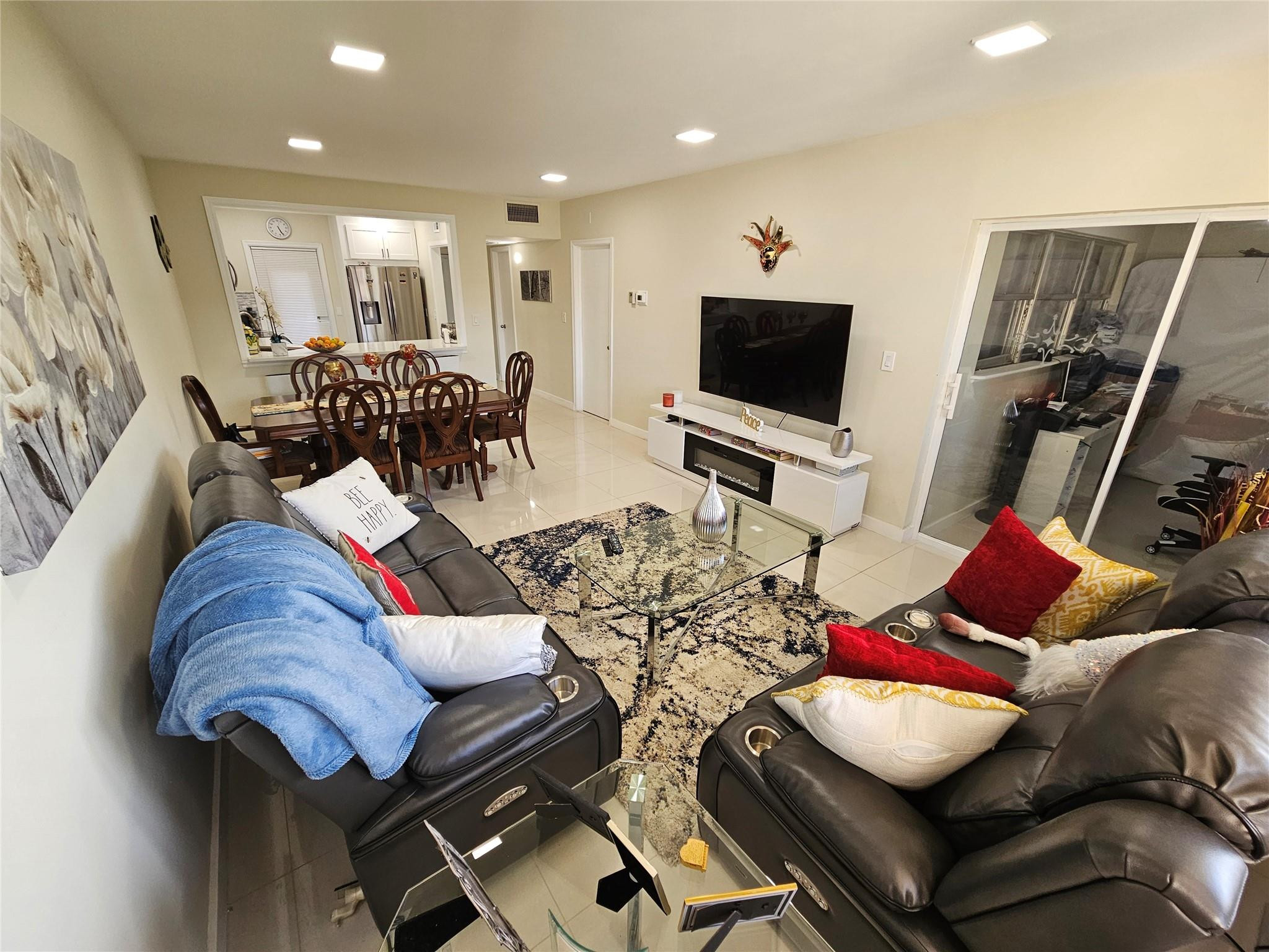 400 NE 20th St d308