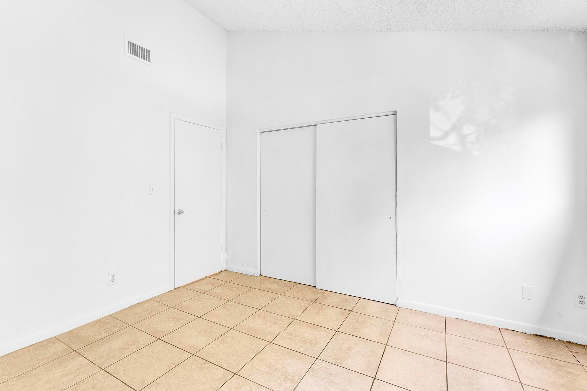 3449 NW 44th St 205