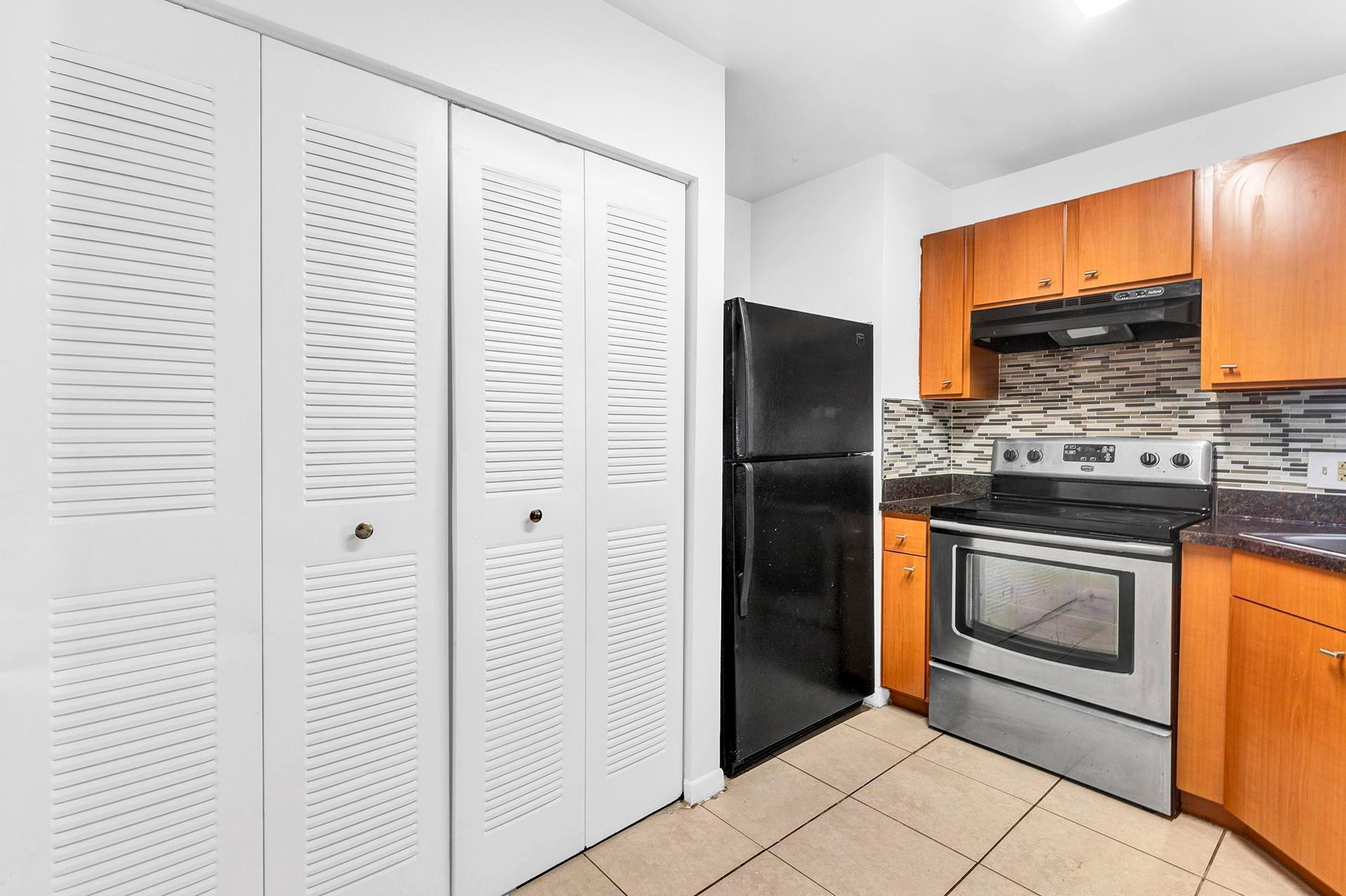 3449 NW 44th St 205