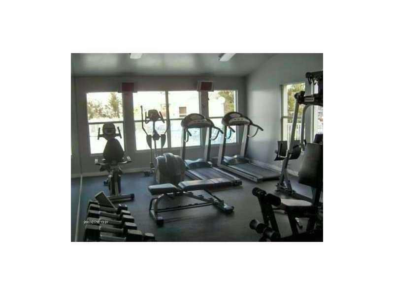 3449 NW 44th St 205
