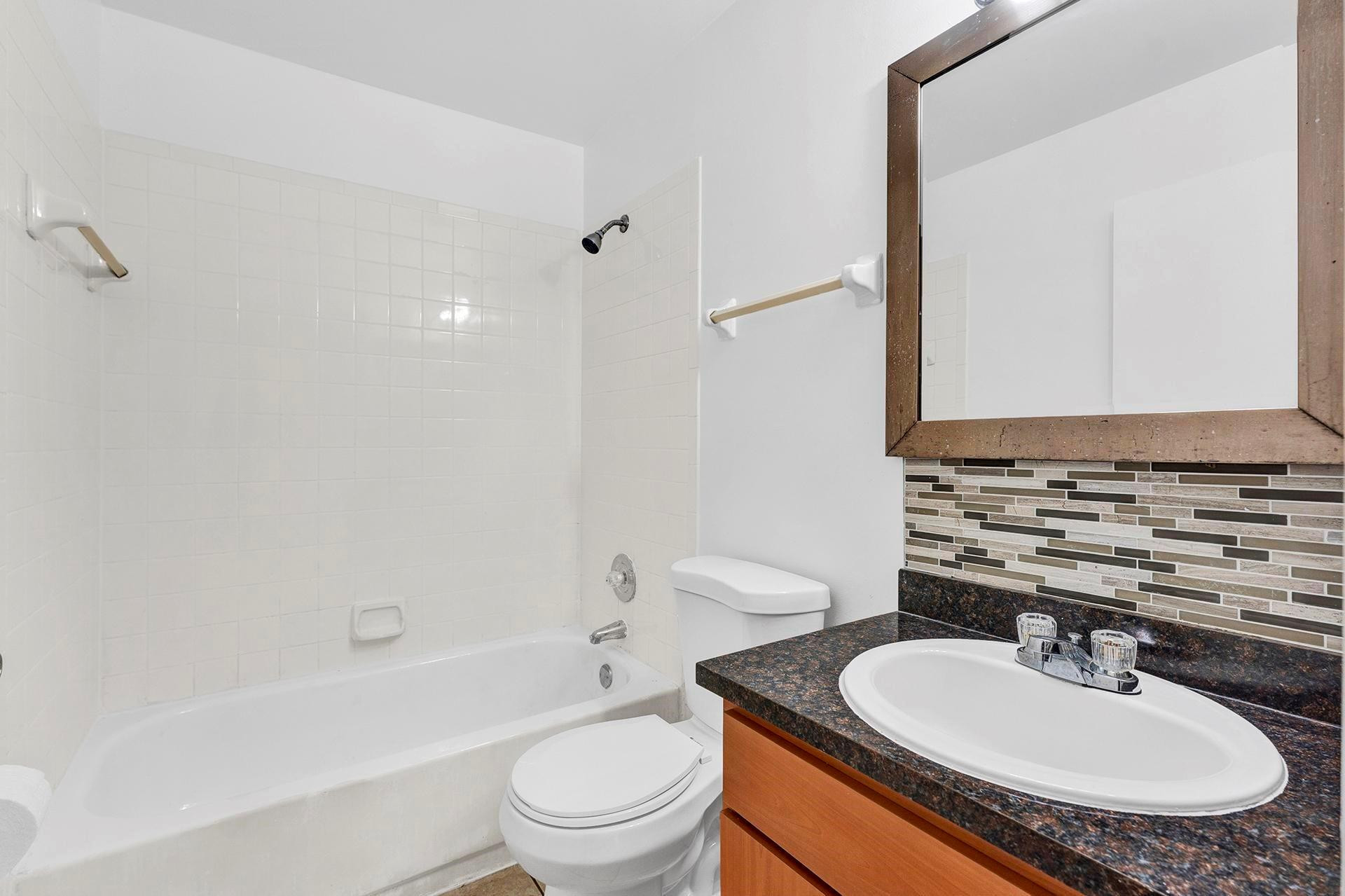 3449 NW 44th St 205